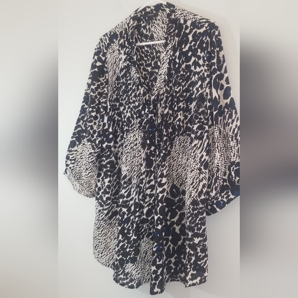 Alfani Woman Bold Blouse Sheer & Lightweight 3/4 Sleeves Button Up Plus Size 16W - Picture 1 of 7